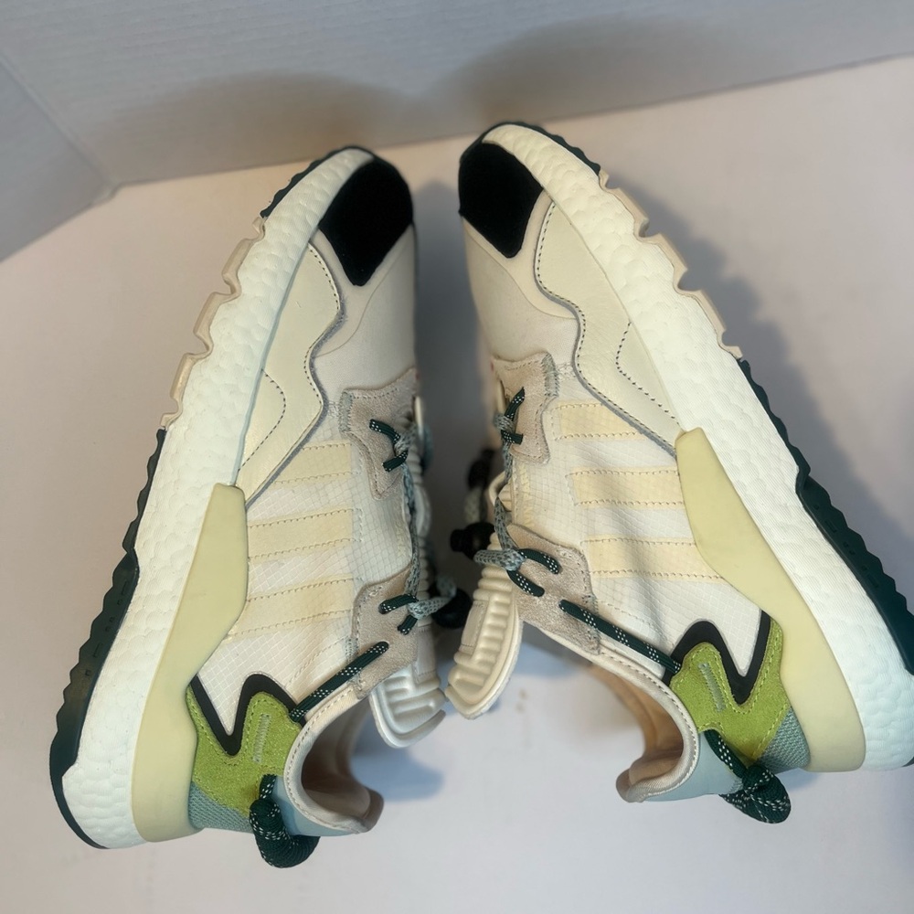 Adidas - Picture 4 of 14